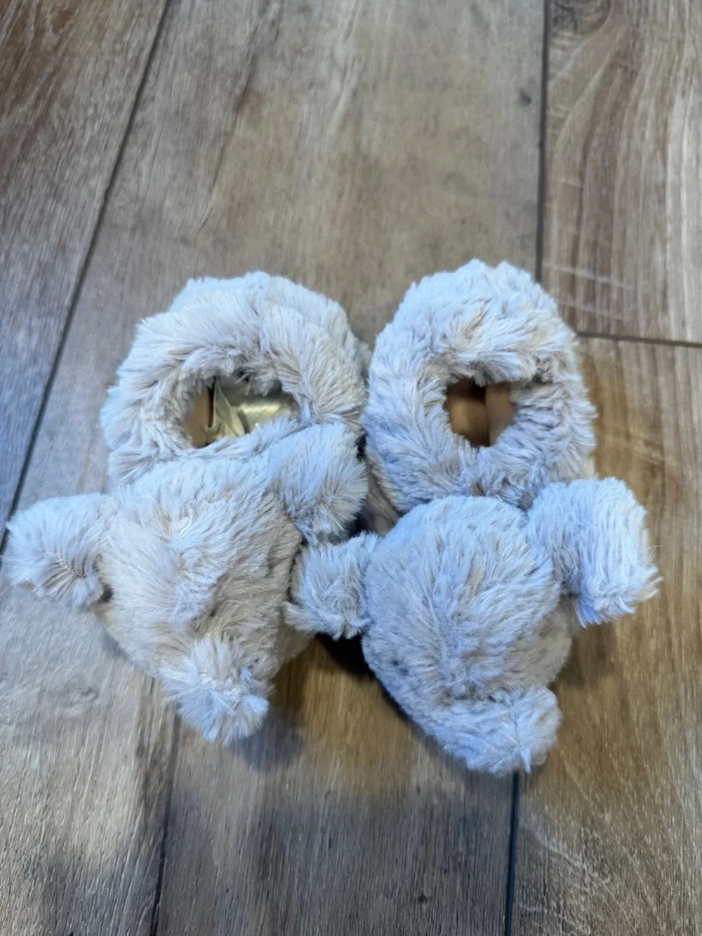 Pottery Barn Kids Cozy Grey Plush Elephant Kids Slippers Size 6-12 Months
